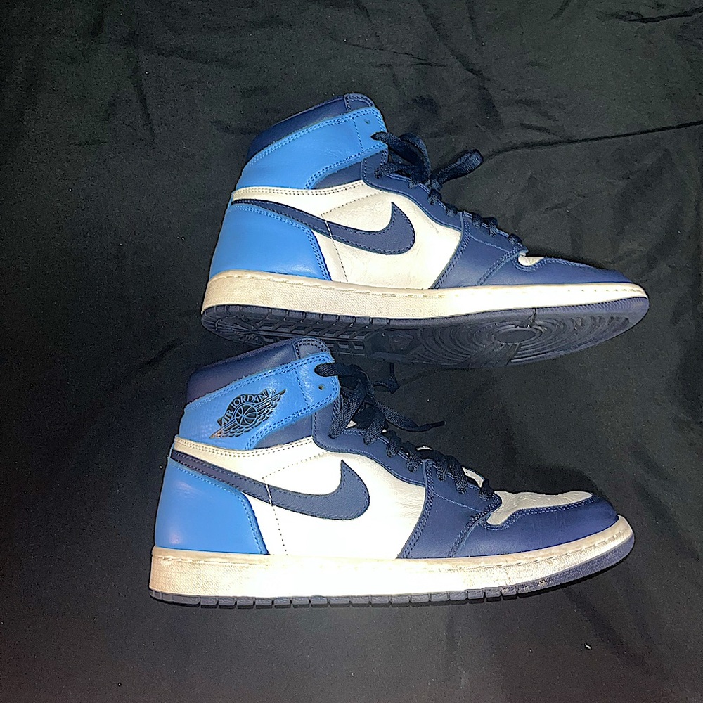 Air Jordan 1s Retro High OG ‘Obsidian’